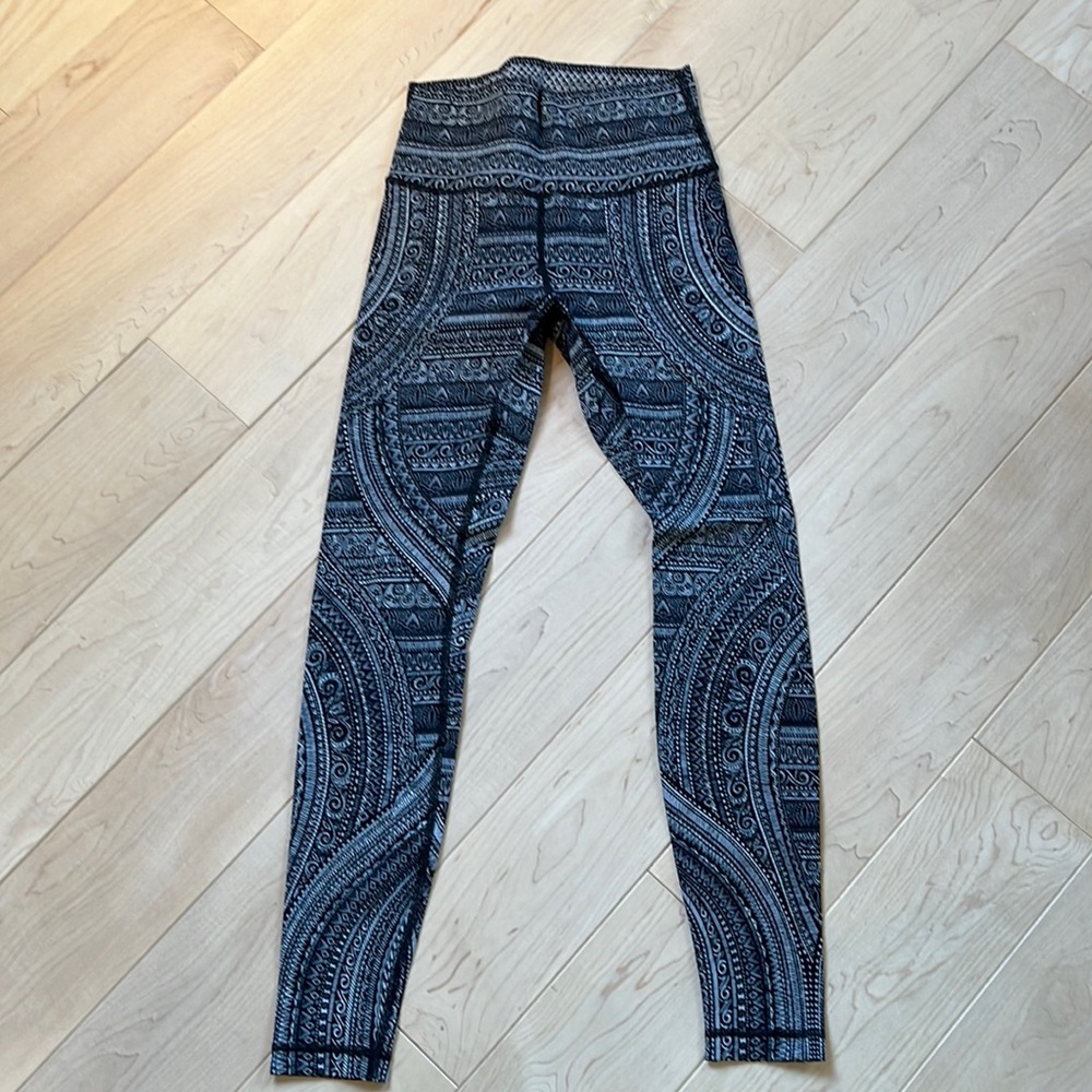 lululemon athletica Black Patterned Leggings
